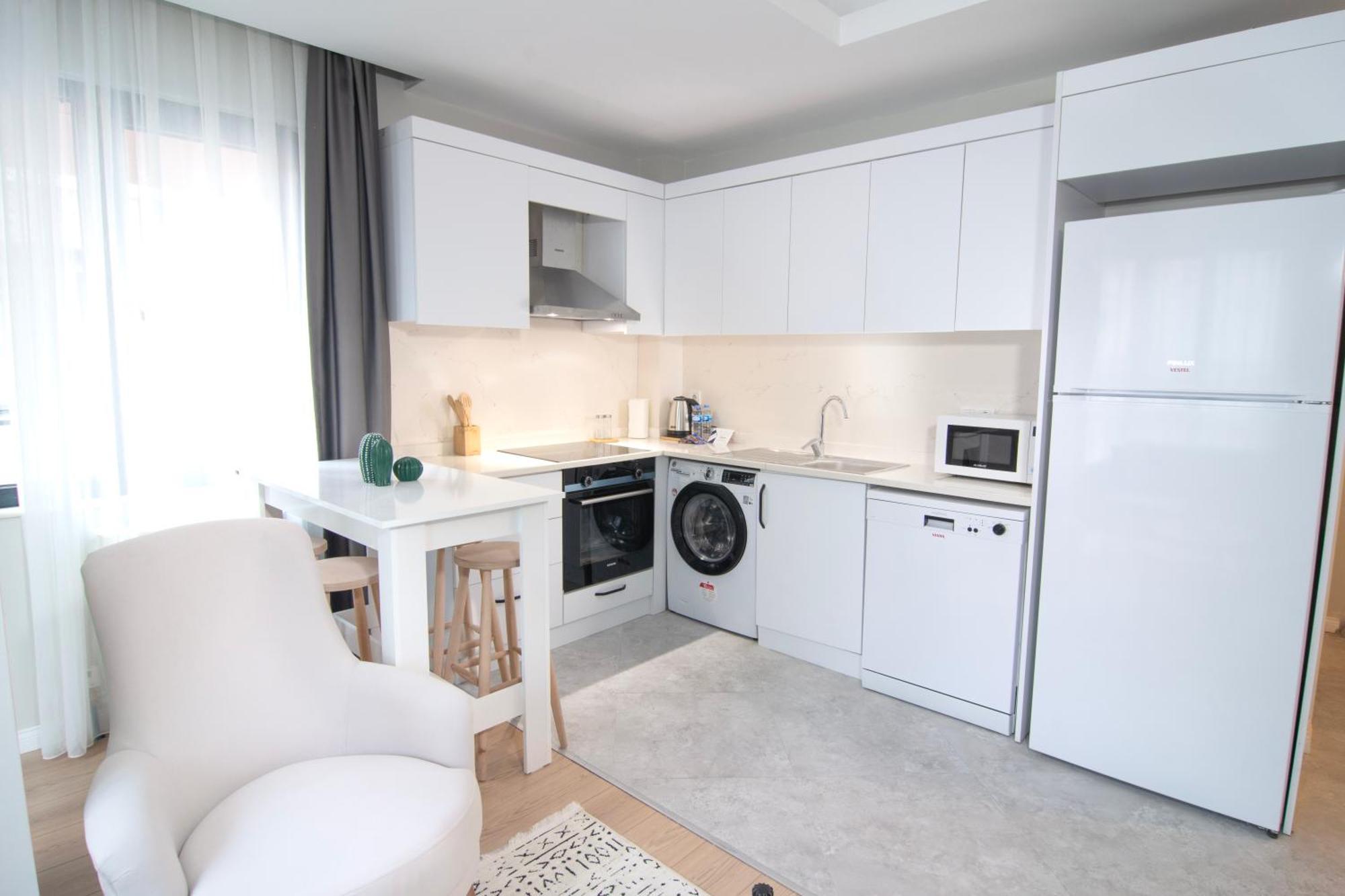 Daire New With Bedroom & Office *