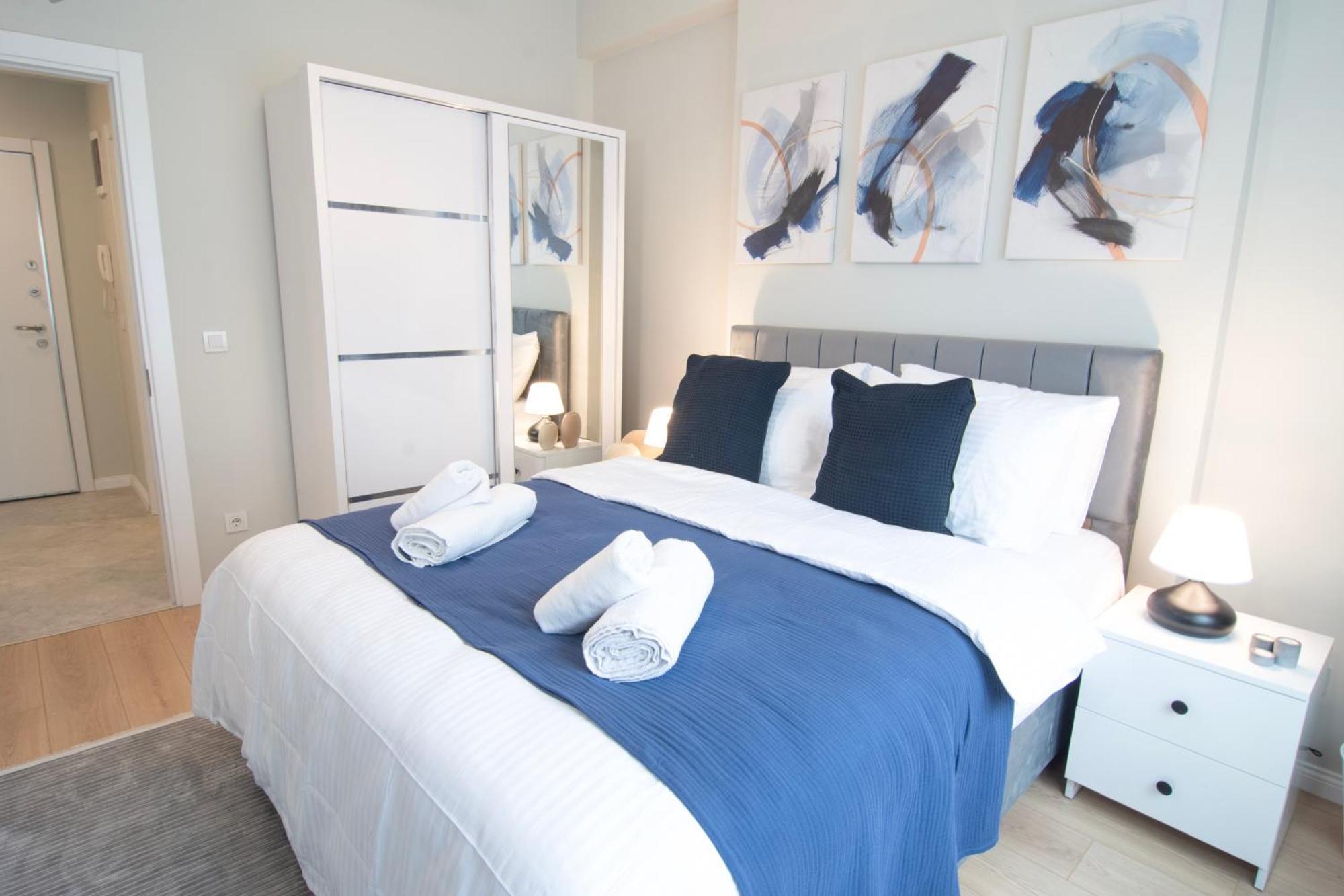 New With Bedroom & Office Daire İstanbul